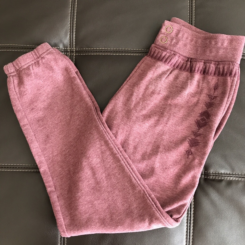 Undiz maroon joggers